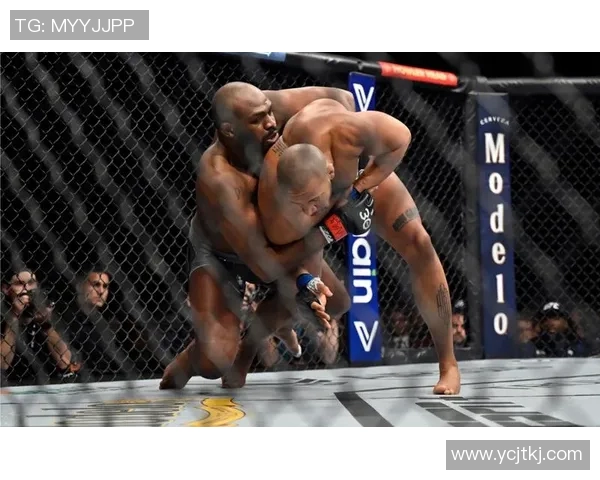 乔恩琼斯与科米尔的巅峰对决谁将成为轻重量级的新王者